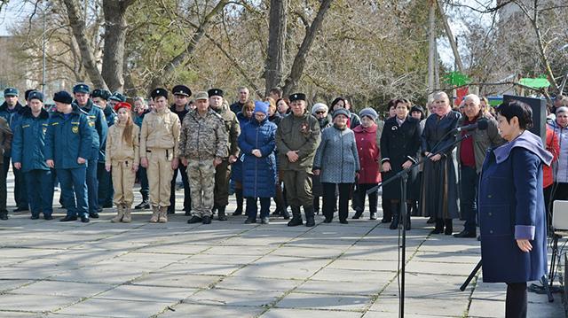 Крымские казаки почтили память жертв трагедии в Кемерово 