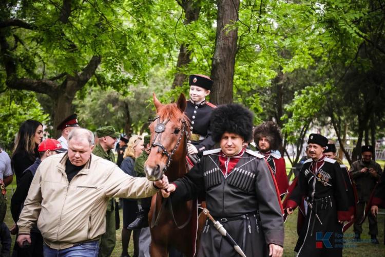 Казаки Крымского ОКО проведут обряд "Посажение на коня"