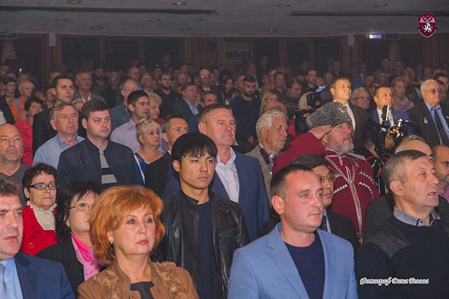 Крымские казаки приняли участие в мероприятии, посвященное 25 лет Русской общине Крыма