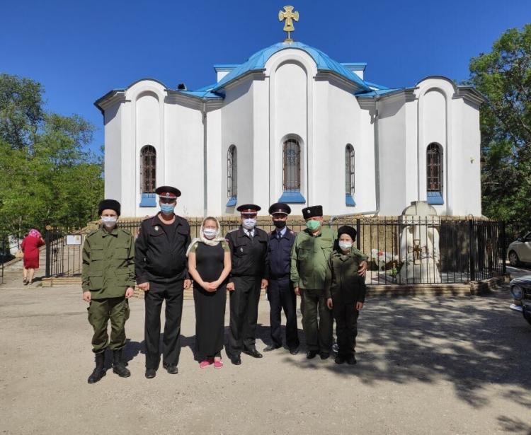 Керченские казаки поддерживали порядок на день Святой Троицы