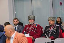 Черноморские казаки совместно с украинскими представителями от разных стран участвовали в круглом столе