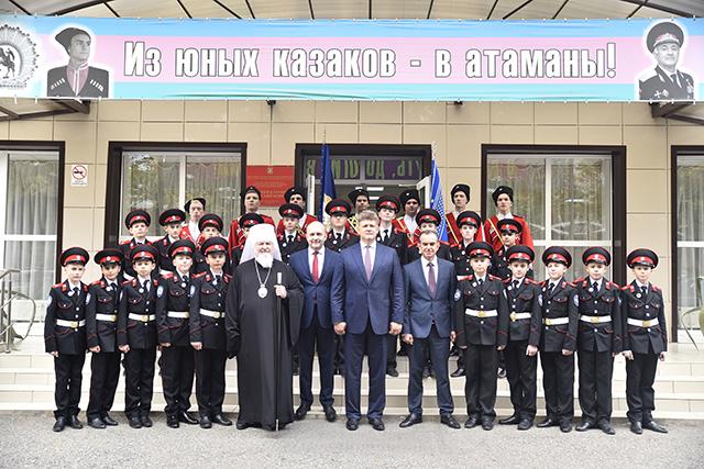 Ейский казачий кадетский корпус стал обладателем переходящего знамени Президента РФ