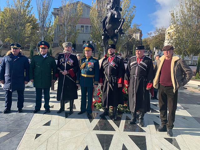 Черноморские казаки приняли участие в открытии памятника генералу Котляревскому
