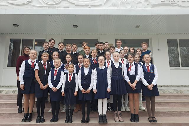 Поздравление кадет казачьих классов с Днем возрождения Черноморского казачьего войска