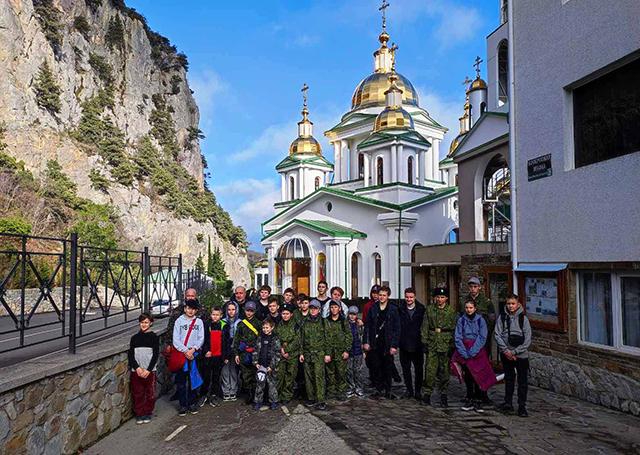 Черноморские казаки и кадеты почтили память жертв расказачивания 