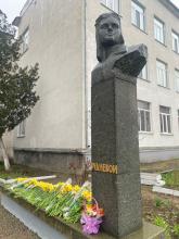 В керченской школе почтили память отважной летчицы Евгении Рудневой